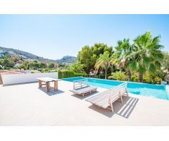 Preciosa villa moderna a 400 metros de la playa