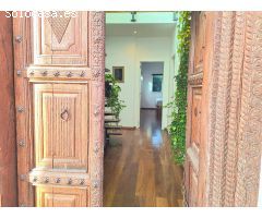 Exclusiva villa moderna orientacion sur y vistas panoramicas a la montaña