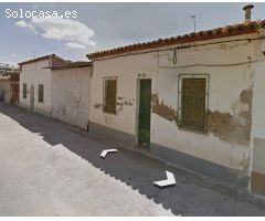 Casa con terreno en Huesca