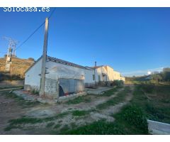 Preciosa finca cerca de Huesca con terreno