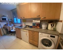 AMPLIO PISO de 3 habitaciones reformado en el corazón de Huesca