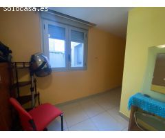 AMPLIO PISO de 3 habitaciones reformado en el corazón de Huesca