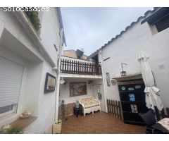 Preciosa casa de cuatro dormitorios en CAPDESASO