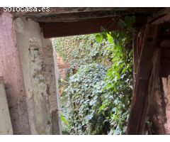 VIVIENDA DE DOS Y TRES HABITACIONES CON JARDIN Y PATIO EN ALMUDEVAR