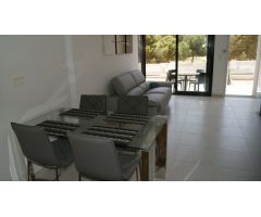 Magnifica villa de 2 dormitorios a tan solo 5 min de Zenia Boulevard