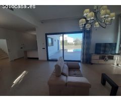 ? Villa de Ensueño en La Ribera – Lujo, Exclusividad y Playa a tu Alcance ?????
