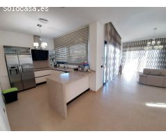 ? Villa de Ensueño en La Ribera – Lujo, Exclusividad y Playa a tu Alcance ?????