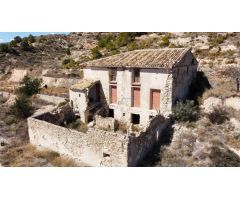 Caserón en venta en Relleu