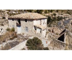 Caserón en venta en Relleu
