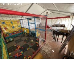 Negocio con vivienda en Ador