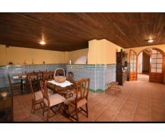 Villa en venta en Agres