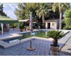 Chalet con Piscina - Totana