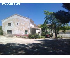 Finca Rustica con Casas y Almendros en Producción - Moratalla