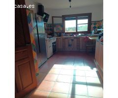 CHALET EN VENTA con parcela y vistas a la sierra
