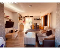 Chalet Moderno en La Nucía con Piscina y Amplios Espacios