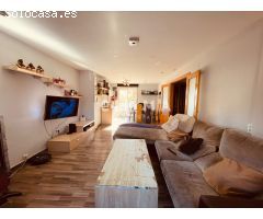Chalet Moderno en La Nucía con Piscina y Amplios Espacios