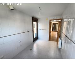 CHALET PAREADO EN VENTA EN CARABAÑA