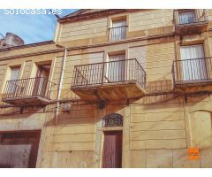 CASA ADOSADA ESQUINERA EN VENTA EN GODALL (TARRAGONA)