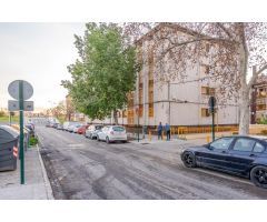 Plaza de aparcamiento en Parque Nueva Granada