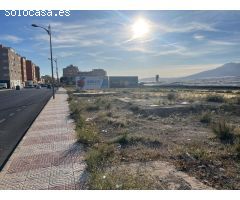 SOLAR EN VENTA EN CARRETERA DE ROQUETAS DE MAR