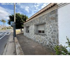 VENTA DE GRAN CASA EN ROQUETAS DE MAR.