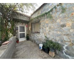 VENTA DE GRAN CASA EN ROQUETAS DE MAR.