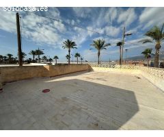 VENTA DE GRAN CASA EN ROQUETAS DE MAR.