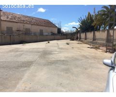 2 NAVES INDUSTRIALES / ALMACÉN 75 M2 / DEPÓSITO DE AGUA / PARCELA 2364 M2