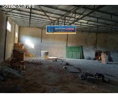 NAVE EN VENTA EN CALLE LA ROMANA