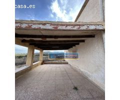 CASA DE CAMPO CON TERRENO EN YECLA (MURCIA)