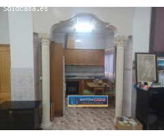 LOCAL COMERCIAL IDEAL PARA CONVERTIR EN VIVIENDA DE PLANTA BAJA