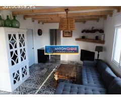 CHALET CON  CASA DE INVITADOS