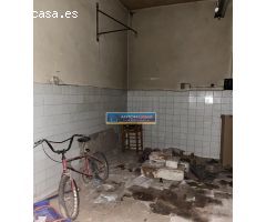CASA DE 2 PLANTAS EN NOVELDA (ZONA GLORIETA)