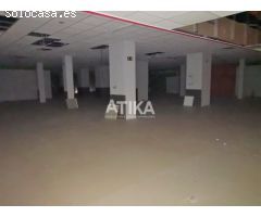 LOCAL EN VENTA JUNTO AL CENTRO COMERCIAL DE CONSIDERABLE DIMENSIÓN