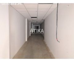 LOCAL EN VENTA JUNTO AL CENTRO COMERCIAL DE CONSIDERABLE DIMENSIÓN