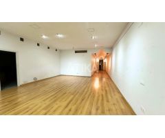 LOCAL COMERCIAL EN AMPLIA AVENIDA