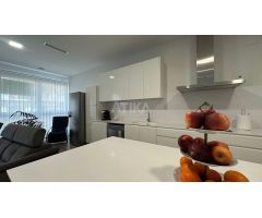 MAGNÍFICO PISO A LA VENTA ZONA EL LLOMBO, ONTINYENT, A PISO PLANO.