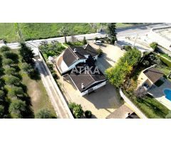 ESPECTACULAR CHALET EN VENTA EN ONTINYENT, A TAN SOLO UNOS METROS DEL CASCO URBANO