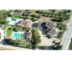 ESPECTACULAR CHALET EN VENTA EN ONTINYENT, A TAN SOLO UNOS METROS DEL CASCO URBANO