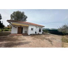 CHALET EN VENTA EN ZONA PRÓXIMA AL CASCO URBANO