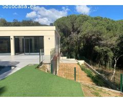 villa en Venta en Calonge
