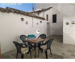 casa adosada en Venta en Iznajar