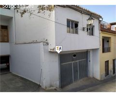 casa adosada en Venta en Iznajar