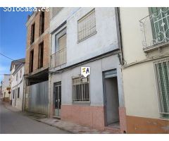 casa adosada en Venta en Torredonjimeno