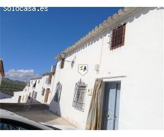 casa adosada en Venta en Priego De Cordoba