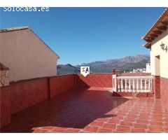 casa adosada en Venta en Periana