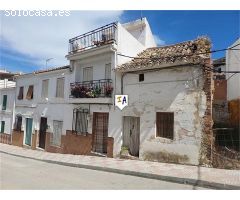 casa adosada en Venta en Algarinejo