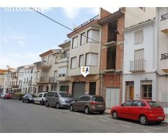 casa adosada en Venta en Castillo De Locubin