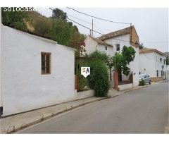 casa adosada en Venta en Almedinilla