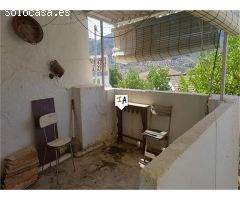 casa adosada en Venta en Carcabuey